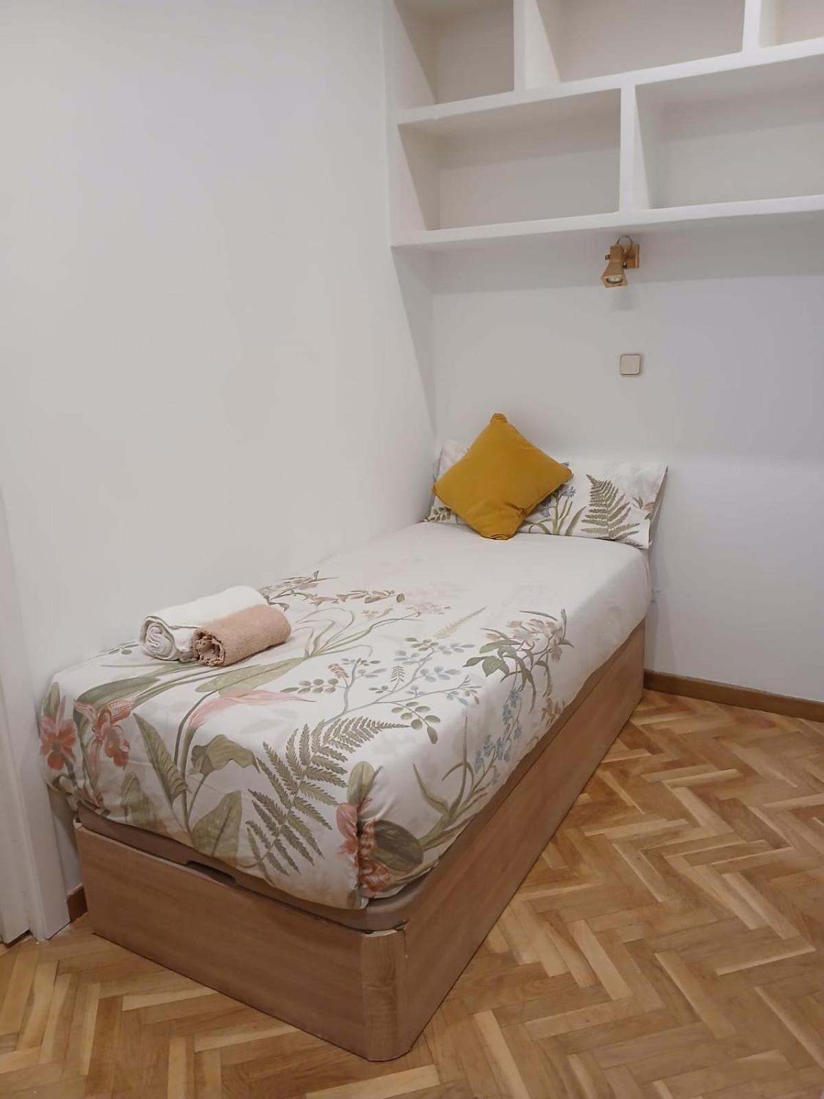 Piso Centro Madrid Infantasアパートメント エクステリア 写真