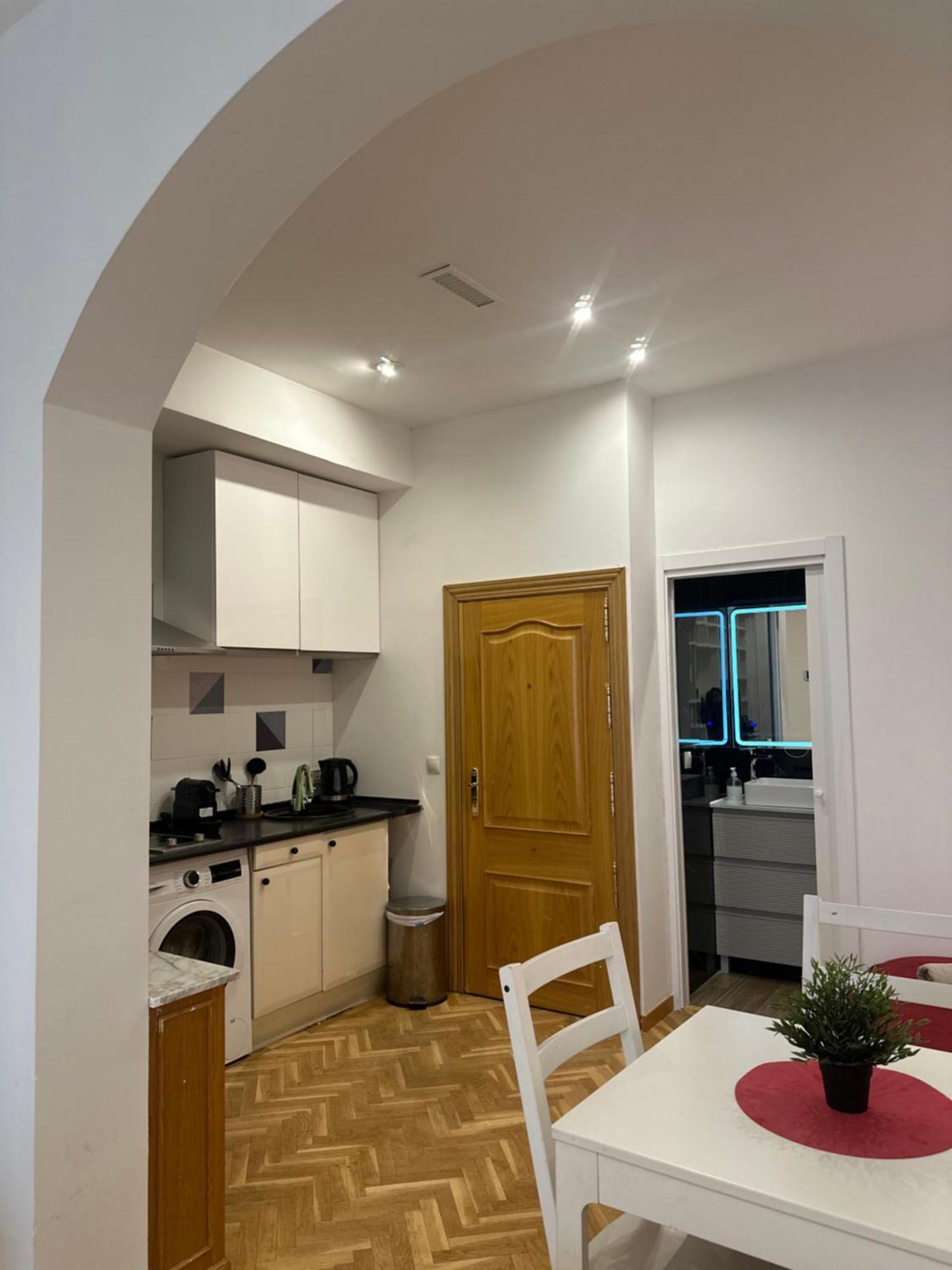 Piso Centro Madrid Infantasアパートメント エクステリア 写真